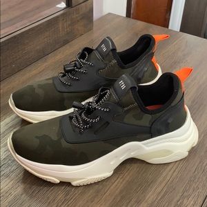 COPY - Steve Madden sneakers